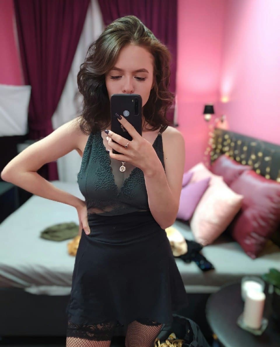 Варя (Салон) у метро Бухарестская, шлюхи Питера - фото 2