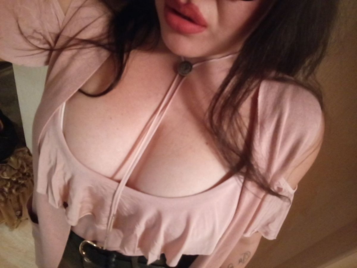 Гера (Салон) у метро Волковская, путаны Питера - фото 3